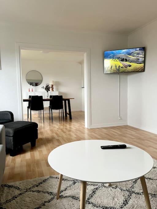 Apartment In The Center Of Torshavn, Free Parking. Kültér fotó